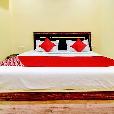 Hotel O Friendship Inn Delhi  Eksteriør bilde